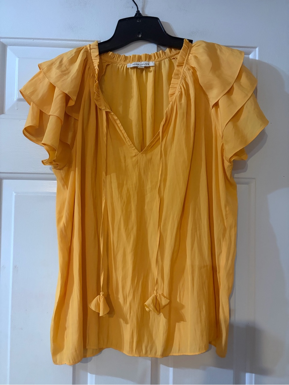 Rose & Olive Butter Yellow Ruffle Sleeve Tie-Front Peasant Blouse Size Large